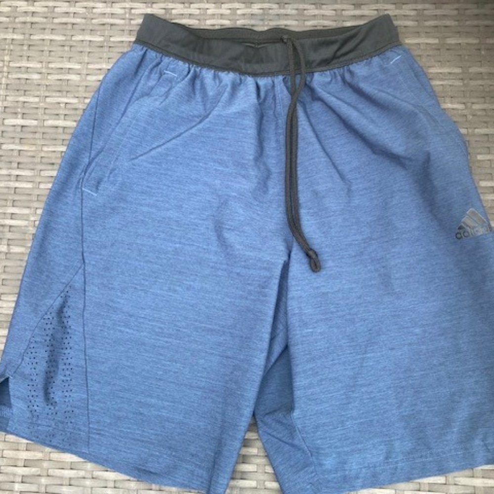 adidas Men's Badge of Sport Designed 4 Training Training 7" Short
